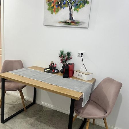 Astra 1Bedroom Μπρασόβ Εξωτερικό φωτογραφία
